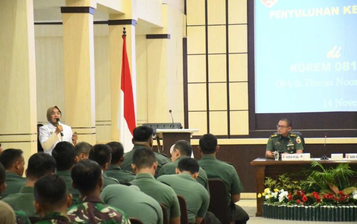 Sosialisasi kesehatan di Korem 081/DSJ