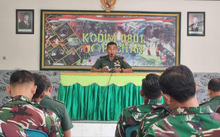 Kasdim 0801/Pacitan Mayor Inf Muhajir