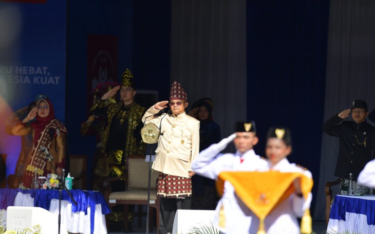 Mendikdasmen Abdul Mu'ti saat peringatan Hari Guru Nasional di Jakarta, Senin (25/11)