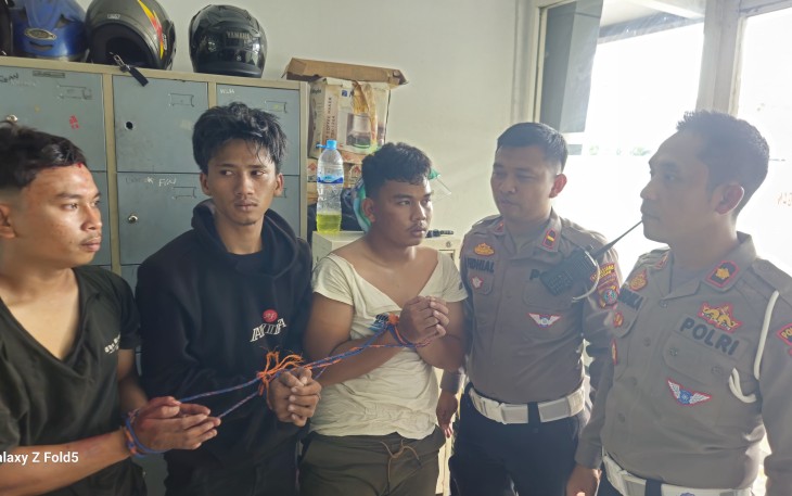 Sedang Melakukan Patroli Rutin di Jalan Brigjen Katamso Aksi Heroik Kasatlantas Polrestabes Medan Tangkap Pelaku Pencuri Sepeda Motor.