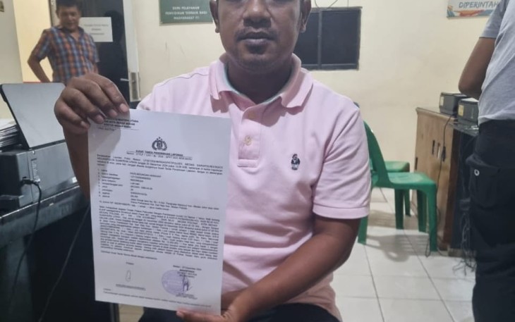 Wartawan di Medan Saat Beri Laporan ke Pihak Kepolisian Medan Baru.