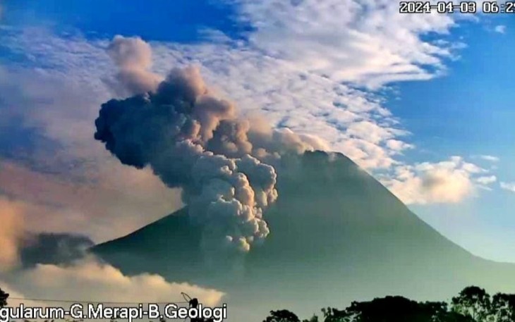 Perkembangan aktivitas gunung Merapi, kabupaten Magelang, Jawa Tengah, Rabu (3/4)