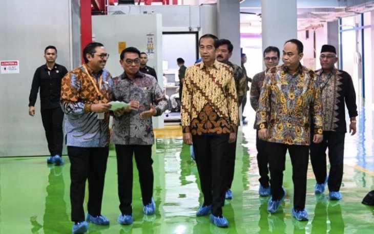 Presiden Joko Widodo saat meninjau fasilitas IDTH Kota Depok, Selasa (7/5)