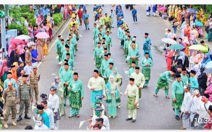 1111 Orang Kafilah Kabupaten Bintan Semarakkan Pawai Taruf MTQH ke X Provinsi Kepri di Batam 