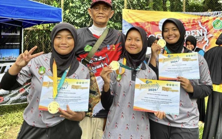 Trio SKO Surakarta Raih Medali Emas Kejuaraan Panahan Piala Presiden RI 