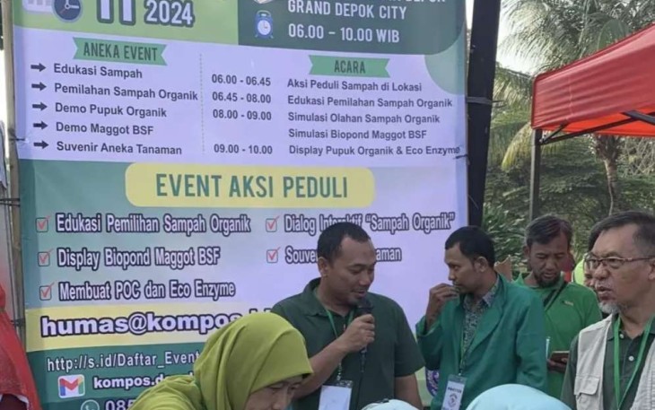 Aksi Peduli dengan mengusung tema 'Sampah Organik Sahabat Tanaman' yang diadakan oleh KOMPOS Kota Depok di Alun-Alun Kota Depok, Minggu (11/08/24) pagi