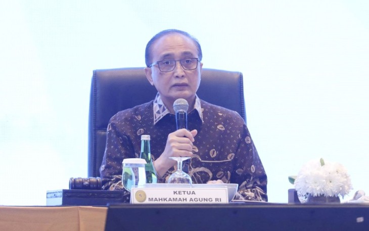 Ketua MA Prof Dr H M Sunarto SH MH