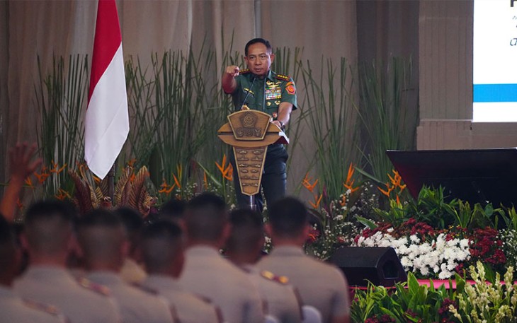 Panglima TNI Jenderal TNI Agus Subiyanto, S.E., M.Si., saat Berikan Pembekalan Kepada Calon Perwira Remaja TNI-Polri Tahun 2024