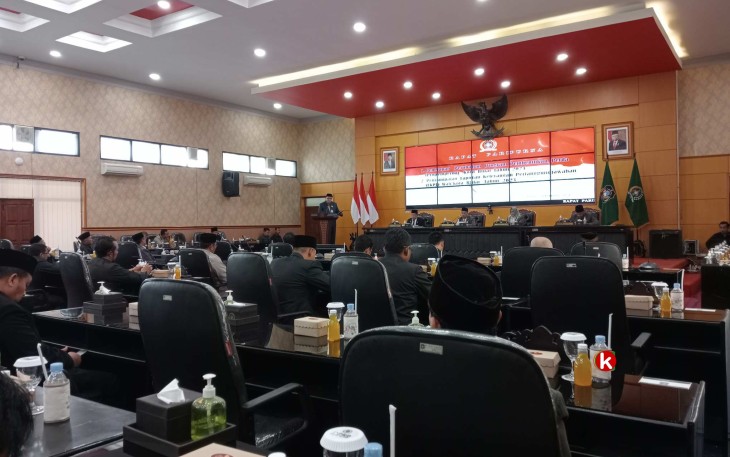 Jubir Pembahas Propemperda DPRD Kota Blitar Dedik Sampaikan Hasil Pembahasan Propemperda