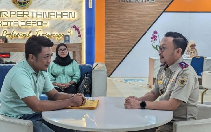 Kepala Badan Pertanahan Nasional (BPN) Indra Gunawan kembali mengimbau masyarakat untuk datang mengurus sertifikat tanahnya sendiri ke Kantor Pertanahan melalui Loket Prioritas dan memanfaatkan Pelataran (Program Pelayanan Pertanahan Akhir Pekan). Dok: Humas BPN Depok
