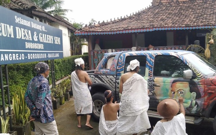 Destinasi wisata mural mobil di kawasan Borobudur, Jawa Tengah