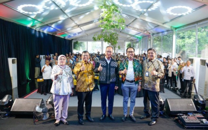 Menperin Agus Gumiwang Kartasasmita 