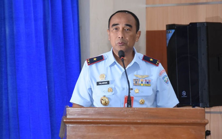 Wadan Koharmatau Marsekal Pertama (Marsma) TNI Talawide, S.T., membuka Rapat Anggota Tahunan (RAT) Tahun Buku 2023 Primer Koperasi Angkatan Udara (Primkopau) Mako Koharmatau, bertempat di Gedung Budiardjo Koharmatau Bandung. Rabu (6/3/2024).
