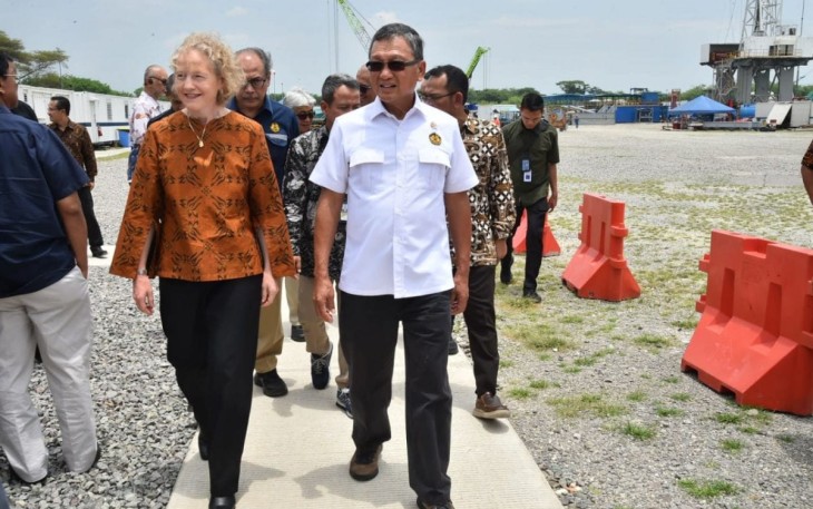 Menteri ESDM saat Tinjau Tajak Sumur Infill dan Clastic Banyu Urip, Jum'at (1/3).