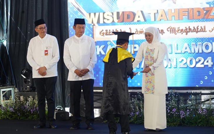 Wisuda Tahfidz Al-Qur’an Gerakan Lamongan Menghafal Al-Qur’an Tahun 2024 pada hari Senin (22/1/2024).