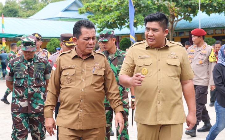 Jelang hari H Pemilu 2024 yang berlangsung pada 14 Februari besok, Gubernur Kepulauan Riau H. Ansar Ahmad dan Forkopimda Kepri meninjau langsung beberapa TPS yang ada di Tanjungpinang dan Bintan, Selasa (13/02)