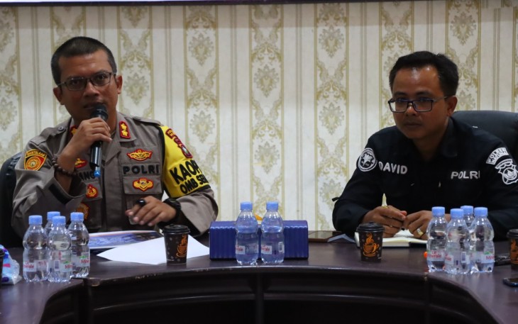 Kapolres Natuna AKBP Nanang Budi Santosa, S.IK melalui Kasi Humas Aipda David Arviad mengatakan agar masyarakat untuk selalu waspada dan berhati-hati dalam menanggapi dan melayani jika dihubungi melalui panggilan telepon, via WhatsApp dan media sosial lainnya, dengan modus mohon bantuan dan meminta mengirimkan sejumlah uang