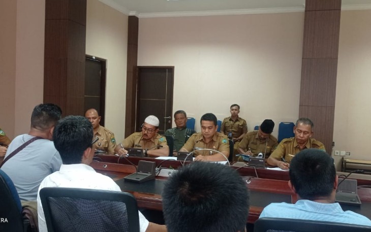 Bupati Sabar AS Silaturahmi dan Bincang bincang Dengan Puluhan Wartawan
