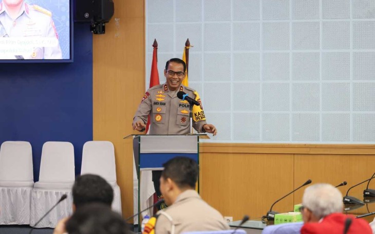 Kapolda Sulsel  Irjen Pol Andi Rian R Djajadi, S.I.K., M.H., saat  Silaturahmi Ke UNHAS (Universitas Hasanuddin) Makassar pada Senin, (22/01/2024).