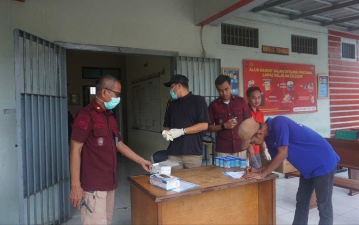 Lapas Cilegon Laksanakan Tes Urin Rutin pada WBP