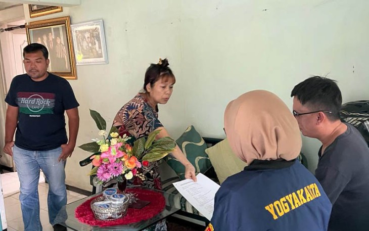 Tim Tabur Kejagung saat Amankan Buronan Kejati Jateng