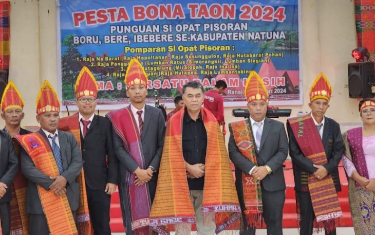 Bupati Natuna, Wan Siswandi menghadiri acara Pesta Bona Taon 2024 Punguan Si Opat Pisoran Boru, Bere, Ibebere Se-Kabupaten Natuna