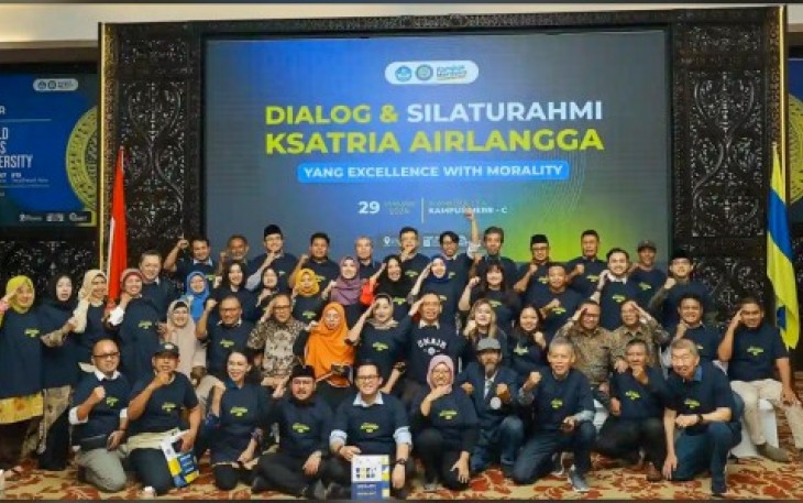 Foto Bersama usai Dialog dan Silaturahmi Ksatria Airlangga. Senin, (29/1/2024). 