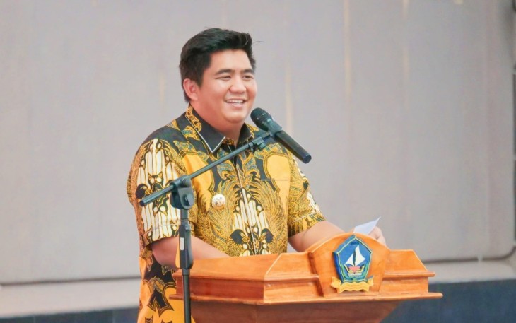 Bupati Bintan Roby Kurniawan