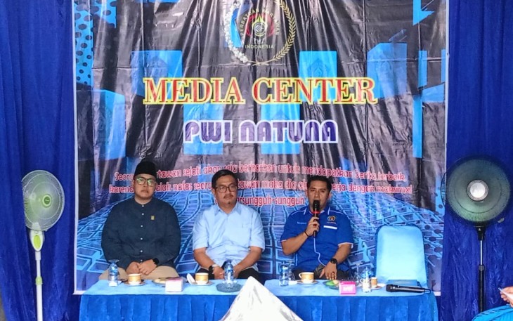 Wakil Ketua l DPRD Natuna Hadiri Syukuran HPN ke-78