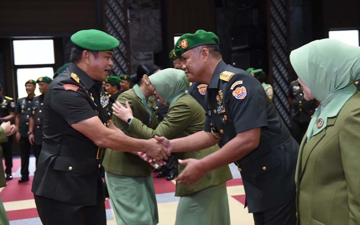 Kasad Jenderal TNI Maruli Simanjuntak, M.Sc. saat memimpin Serah Terima Jabatan (Sertijab) 