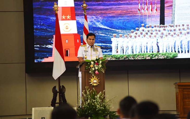 Kasal Laksamana TNI Dr. Muhammad Ali , S.E., M.M., M.Tr.Opsla., pada Upacara Pembukaan Pendidikan Reguler (Dikreg) Sekolah Staf dan Komando TNI Angkatan Laut (Seskoal) Angkatan ke-62 Tahun 2024, Senin (5/2).