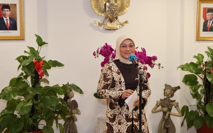Menaker Ida Fauziah 