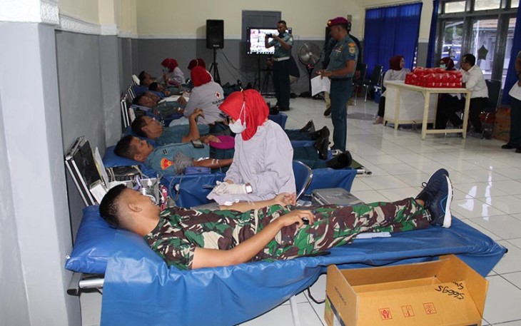 Lantamal VI Makassar Gelar Baksos Donor Darah