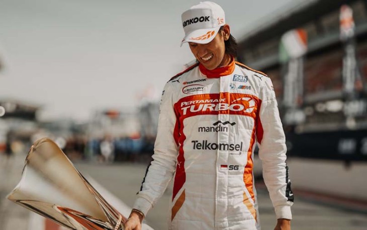 Sean Gelael Juarai Balapan Ketahanan 24H Dubai 2024 di Dubai Autodrome Circuit