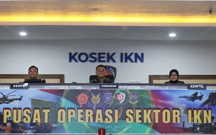 Komandan Kosek IKN saat ikuti Pembukaan Latihan Kilat A, B, C dan D secara virtual di Ruang Yudha Posek Kosek IKN Jakarta yang disiarkan langsung dari Popunas Koopsudnas, Jumat (2/2/2024).