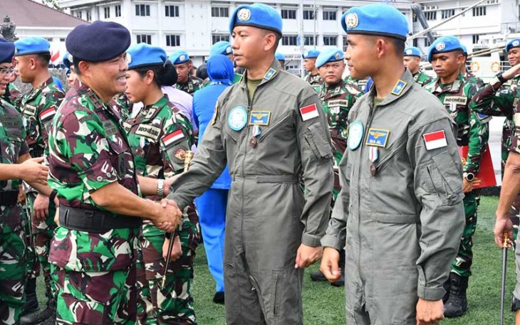Danpuspenerbal saat Turut Sambut Kedatangan KRI FKO-368