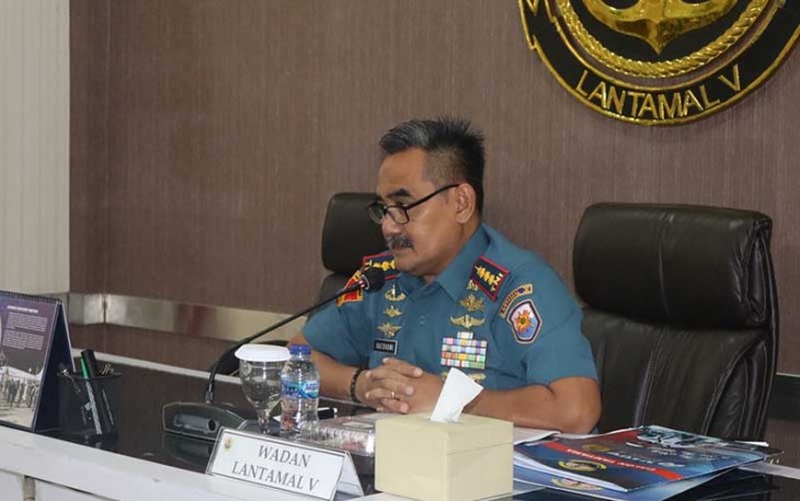 Wadan Lantamal V Kolonel Marinir Baidhowi Oktafidia mewakili Danlantamal V Brigjen TNI Marinir Joni Sulistiawan, S. H., M. Han., di Ruang Rapat Mako Lantamal V, Perak Surabaya. Selasa (06/02/2024).