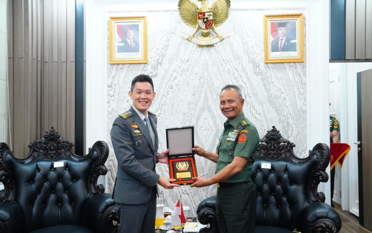 Kasum TNI saat Terima Kunjungan Kepala Staf Digital Intelijen Militer Singapura 