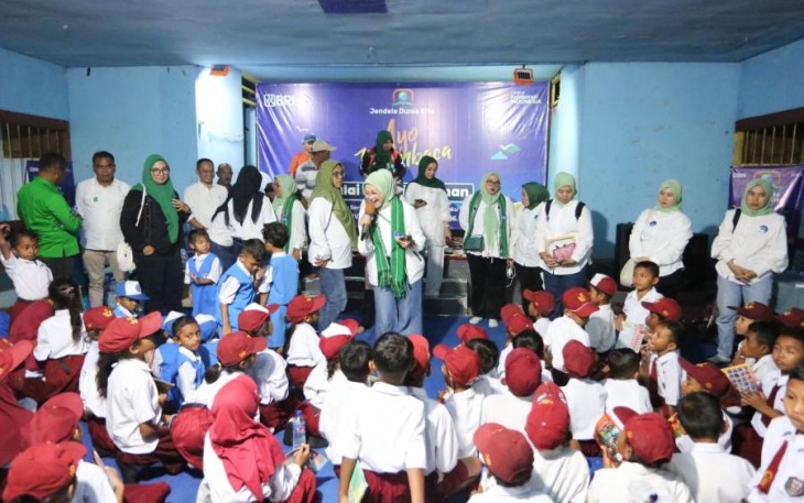 Kampanye Gerakan Ayo Membaca di Pelosok Maluku Tengah