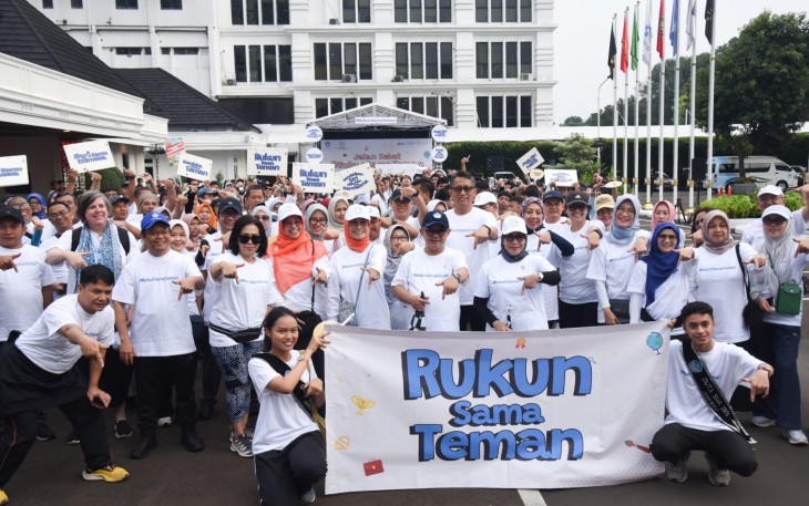 Jalan Sehat bertajuk #RukunSamaTeman pada Minggu (23/10).