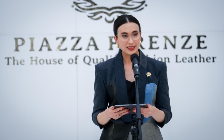 Menpar Putri Wardhana saat menghadiri “Opening Ceremony Piazza Firenza”, di Gedung Piazza Firenza Garut, Rabu (15/1/2025).