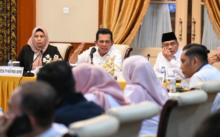 Gubernur Ansar Ahmad Pimpin Rapat Pelaksanaan Program Makanan Bergizi Gratis 