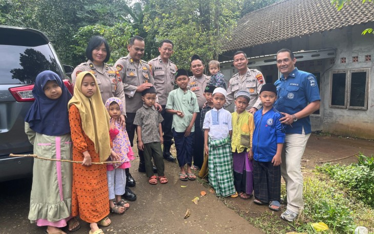 Bripka Fahmi mendedikasikan hidupnya untuk mengasuh anak-anak di panti asuhan Yayasan Darul Qur'ana Al Karomah, Jumat, (10/1/2025)