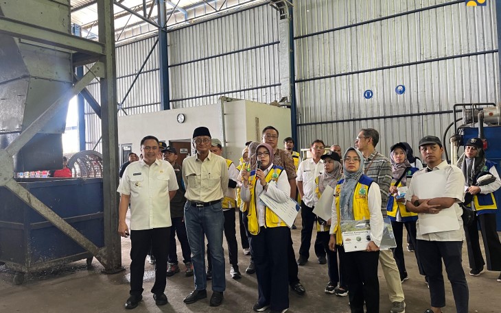 Menteri Pekerjaan Umum (PU) Dody Hanggodo meninjau Tempat Pemrosesan Akhir (TPA) Supit Urang di Kota Malang, Sabtu (18/1)