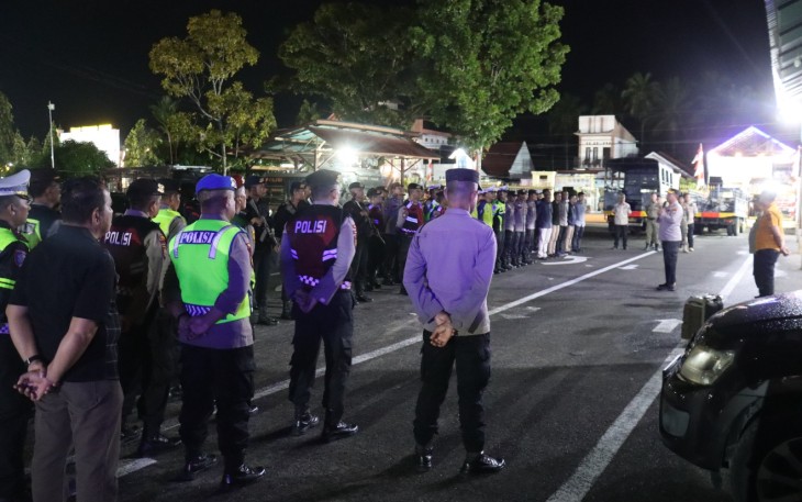 Kepolisian Resor (Polres) Pasaman Barat, Polda Sumatera Barat (Sumbar), melaksanakan kegiatan Patroli Berskala Besar yang menyasar kesejumlah wilayah di Kabupaten Pasaman Barat pada Minggu (31/8/2025) malam
