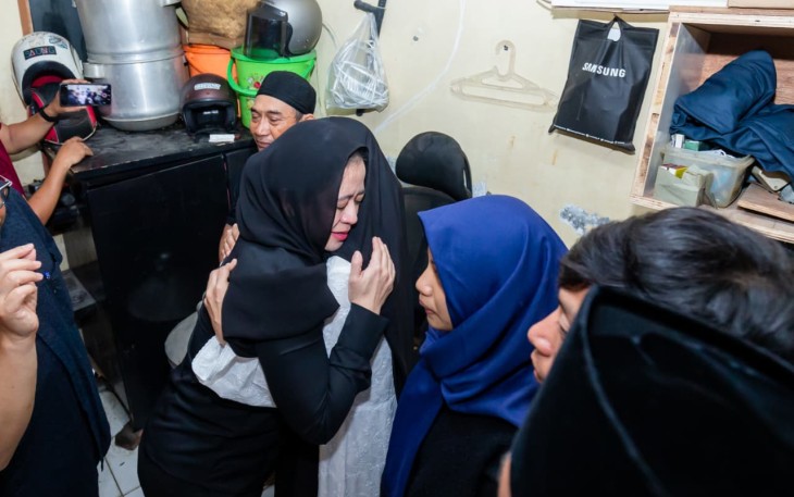  Ketua DPR RI Puan Maharani mengajak semua pihak untuk terus menjaga persatuan dan kesatuan di tengah suasana kebangsaan yang kurang kondusif akhir-akhir ini, baik di Jakarta dan daerah lainnya
