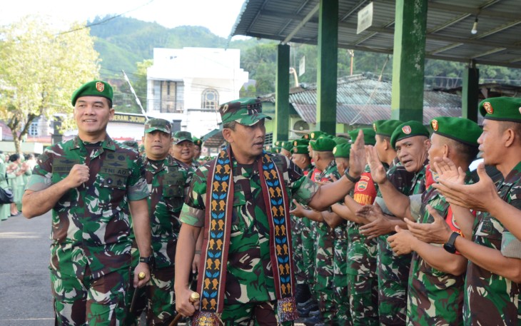 Danrem 023/KS Didampingi Ketua Persit Kunker ke Kodim 0211/TT
