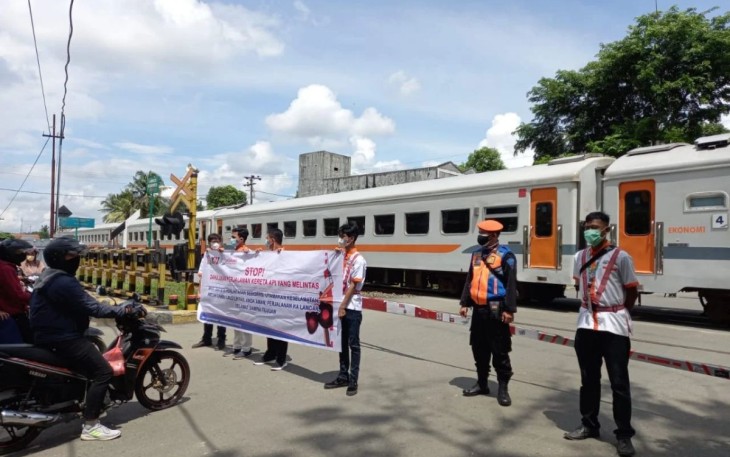 Perlintasan sebidang KA