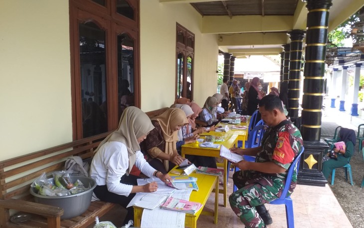 Babinsa Kodim Ponorogo Lakukan Pendampingan Posyandu ILP