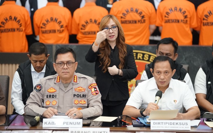 Dirtipideksus Bareskrim Polri Brigjen. Pol. Helfi Assegaf dalam konferensi pers di Gedung Bareskrim Polri, Jakarta Selatan, Rabu (22/1/25).